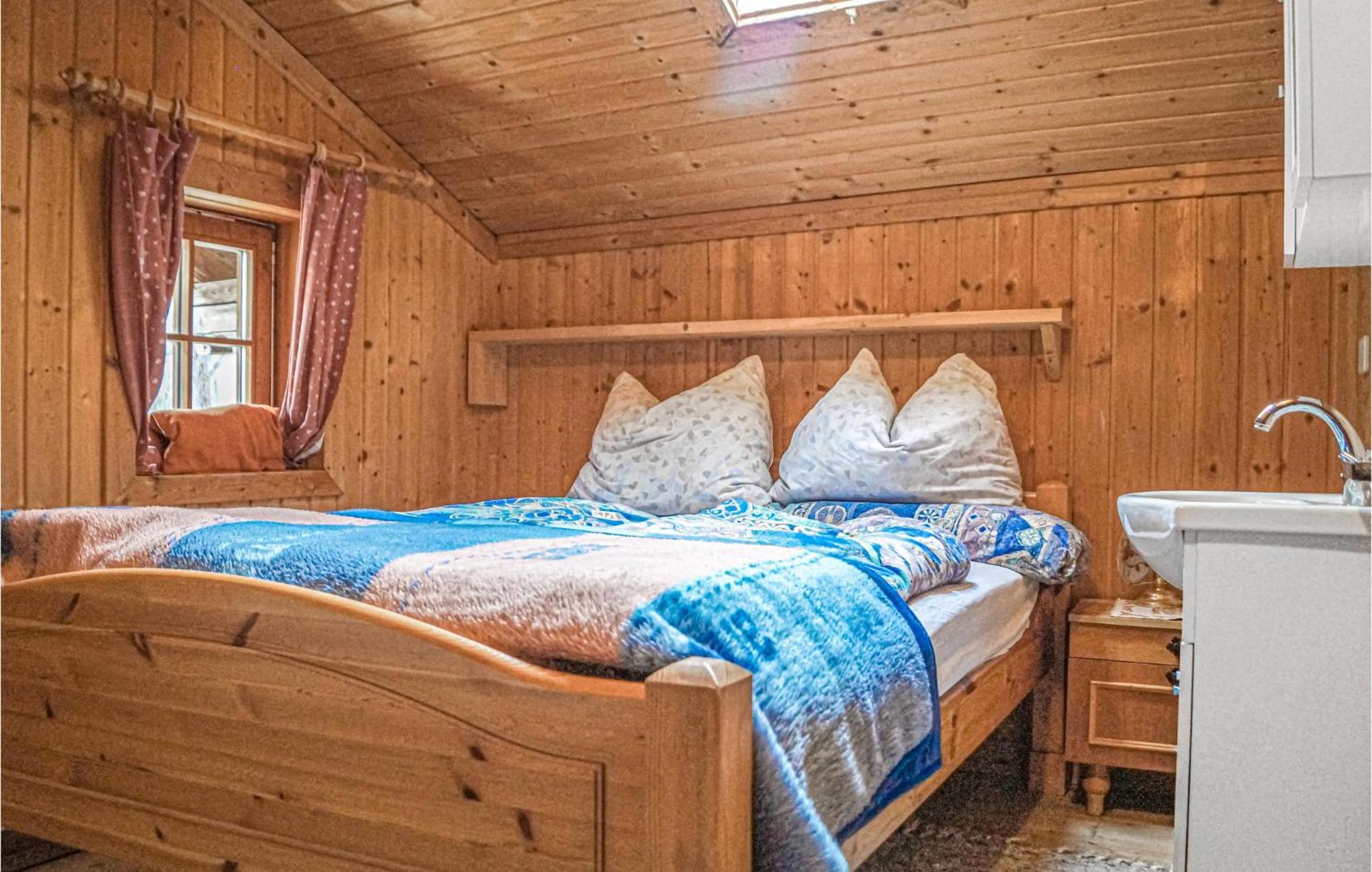 1 Bedroom Cozy Apartment In Hinterburg エクステリア 写真